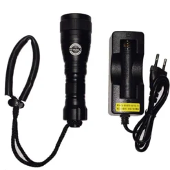 WHALE Phare 900 Lumen Faisceau 15° Etroit - Oceama -Magasin Aqualunged whale phare 900 lumen faisceau 15 etroit oceama 3